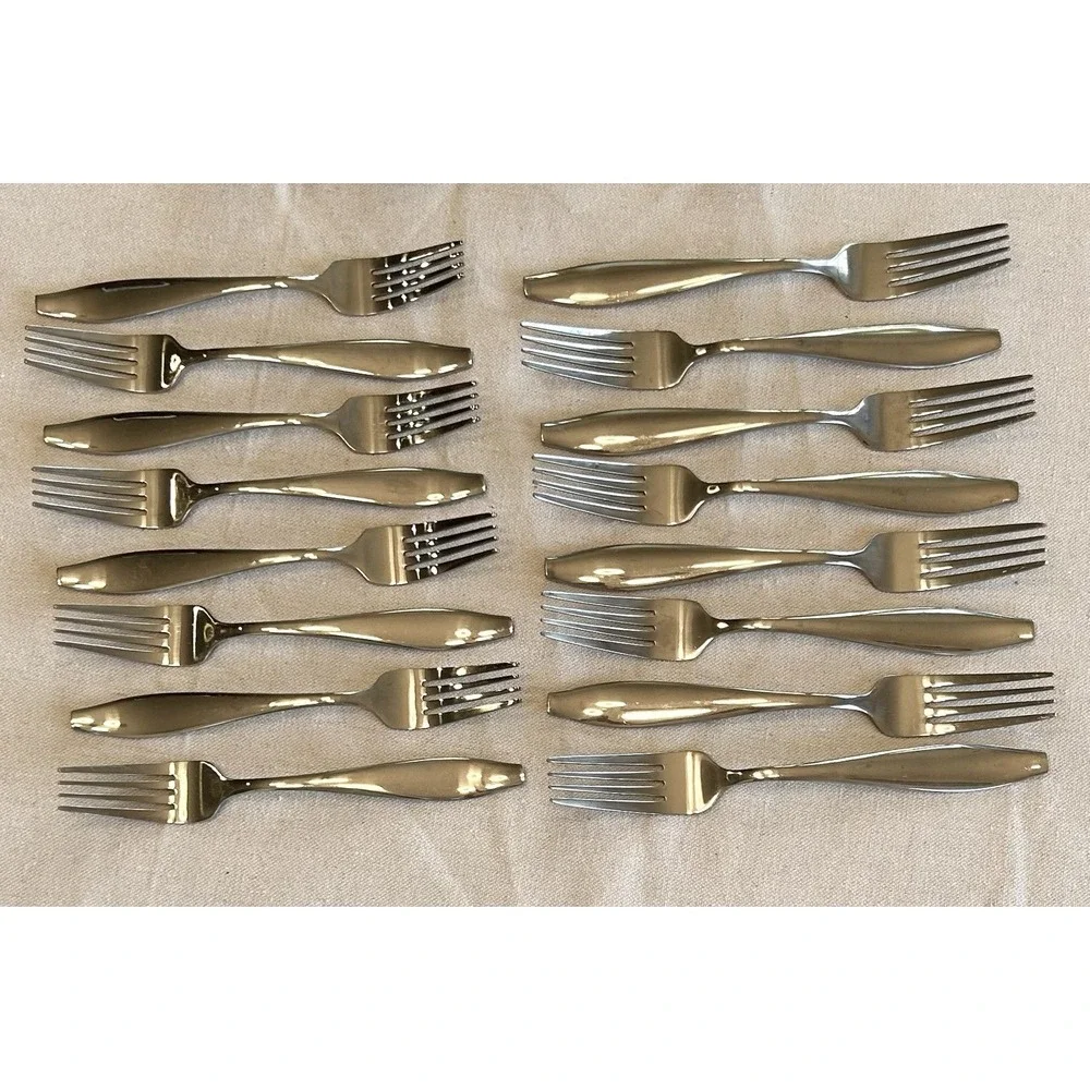 Oneida Comet 39 Piece Stainless Flatware Set Service for 8 Nearly Complete